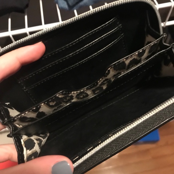 NINE WEST Wallet - Picture 2 of 2
